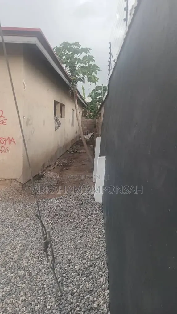 6bdrm House in P Matters, Tetegu for sale
