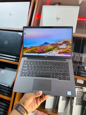 Laptop Dell Latitude 7400 8GB Intel Core i5 SSD 256GB