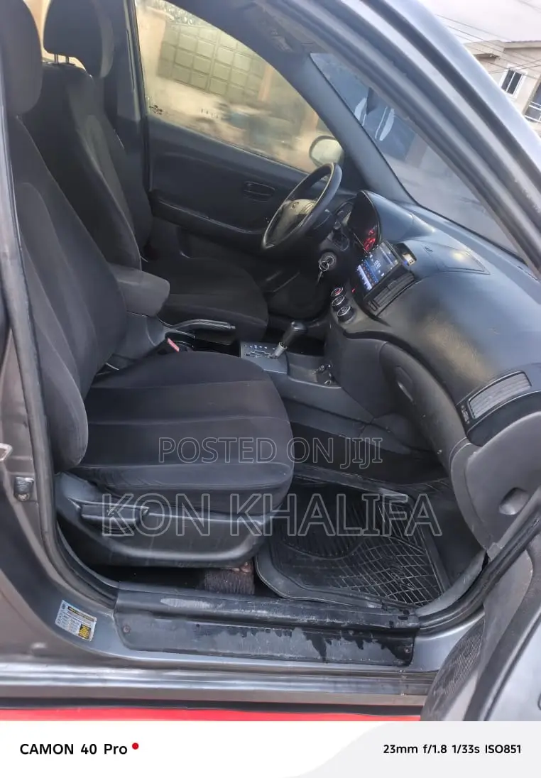 Hyundai Elantra 1.6 Automatic 2009 Gray
