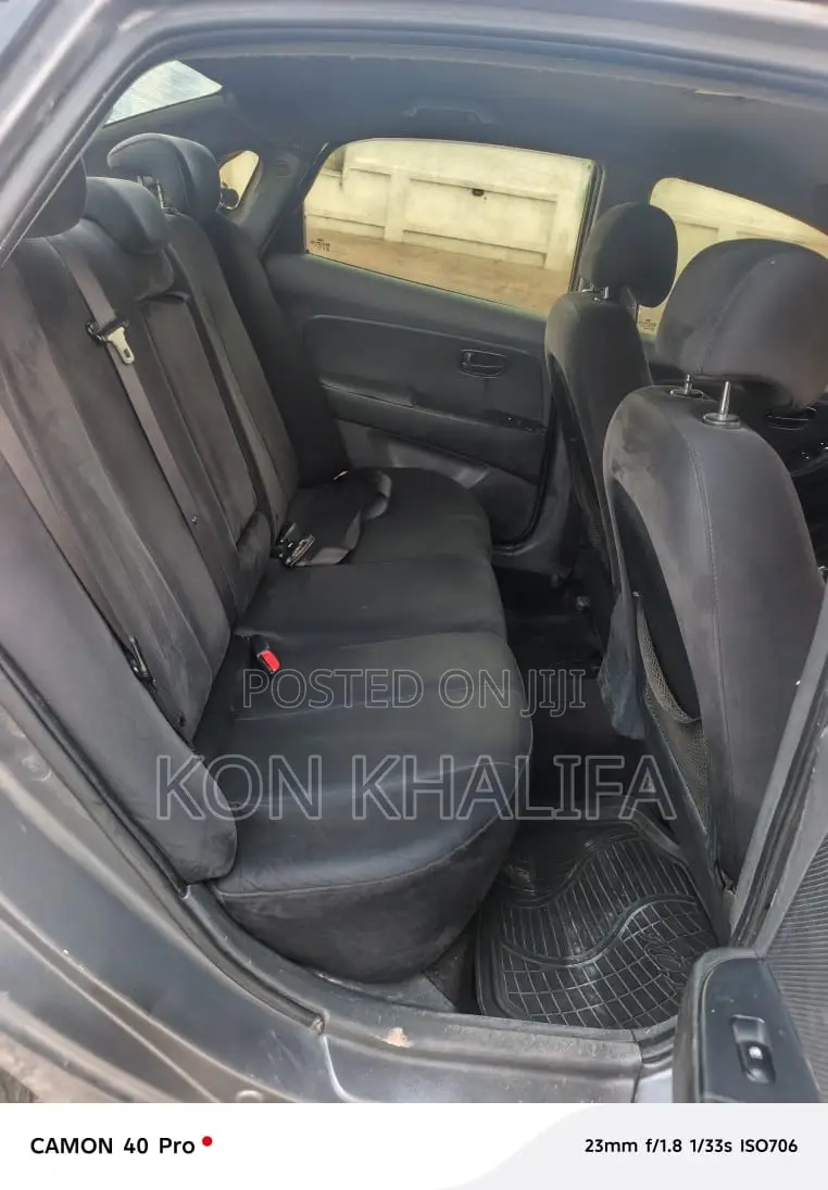 Hyundai Elantra 1.6 Automatic 2009 Gray