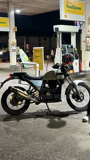 Royal Enfield Himalayan 411 2020 White