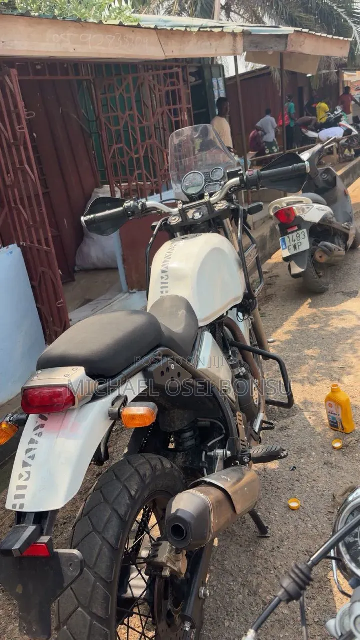 Royal Enfield Himalayan 411 2020 White