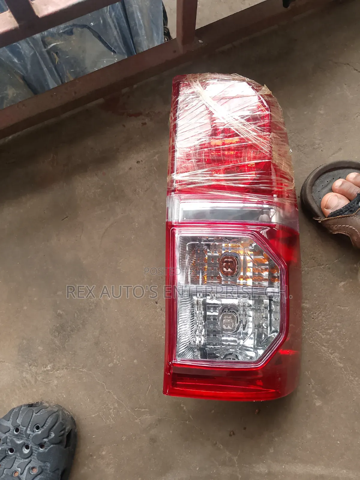 Hilux 2012,2013,2014/ Tail Light (One Side)