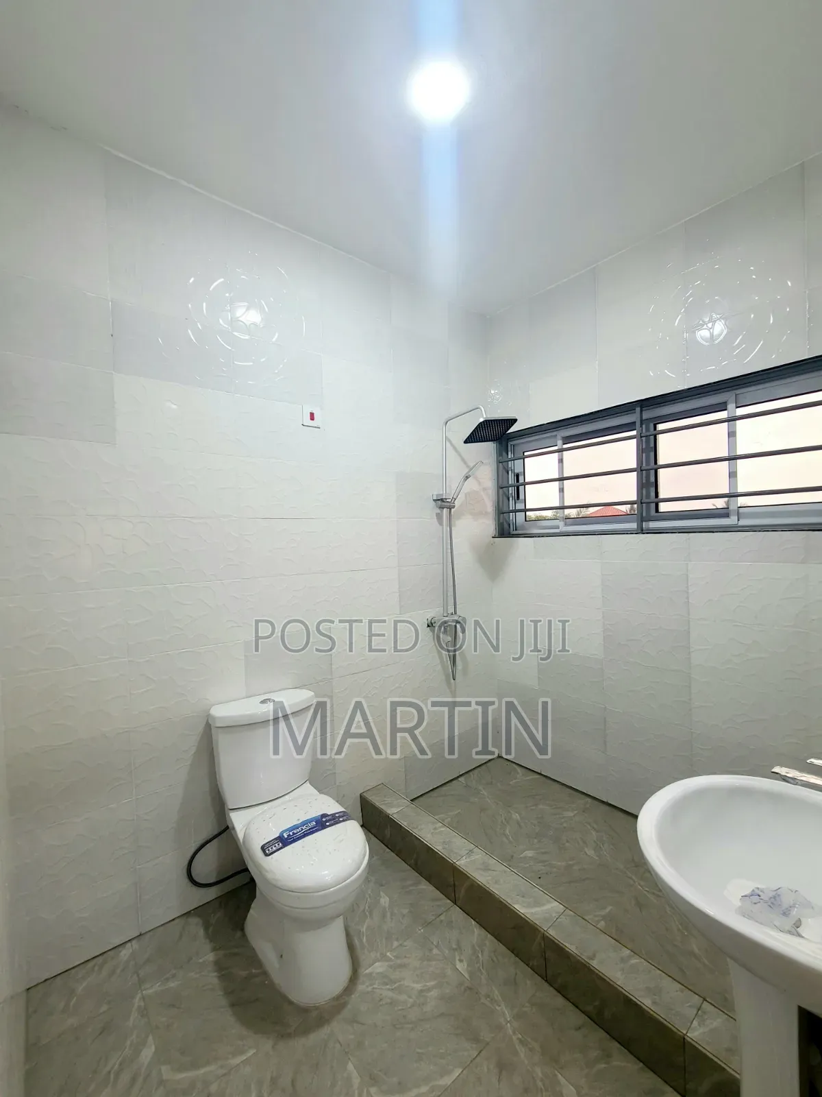 2bdrm Apartment in Adenta Barrier for rent