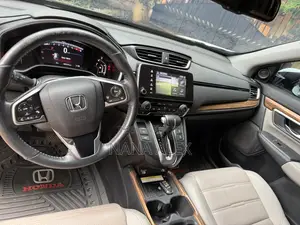 Honda CR-V Touring 2021 White