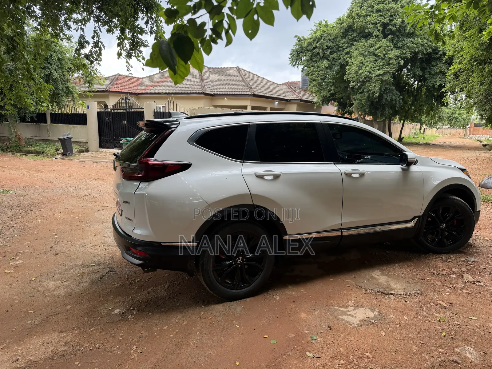 Honda CR-V Touring 2021 White