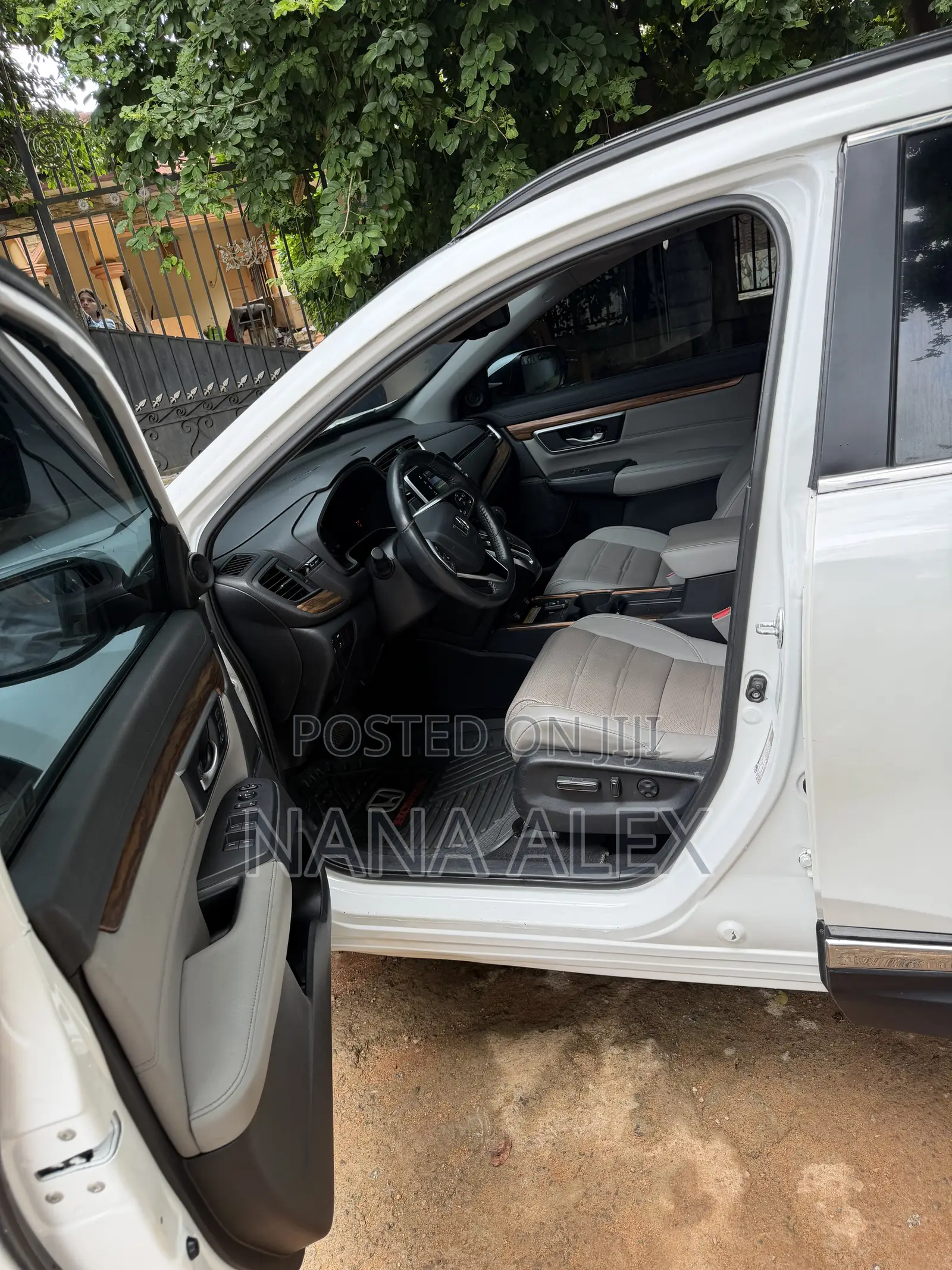 Honda CR-V Touring 2021 White