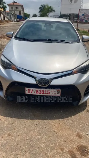 Toyota Corolla 2017 Silver