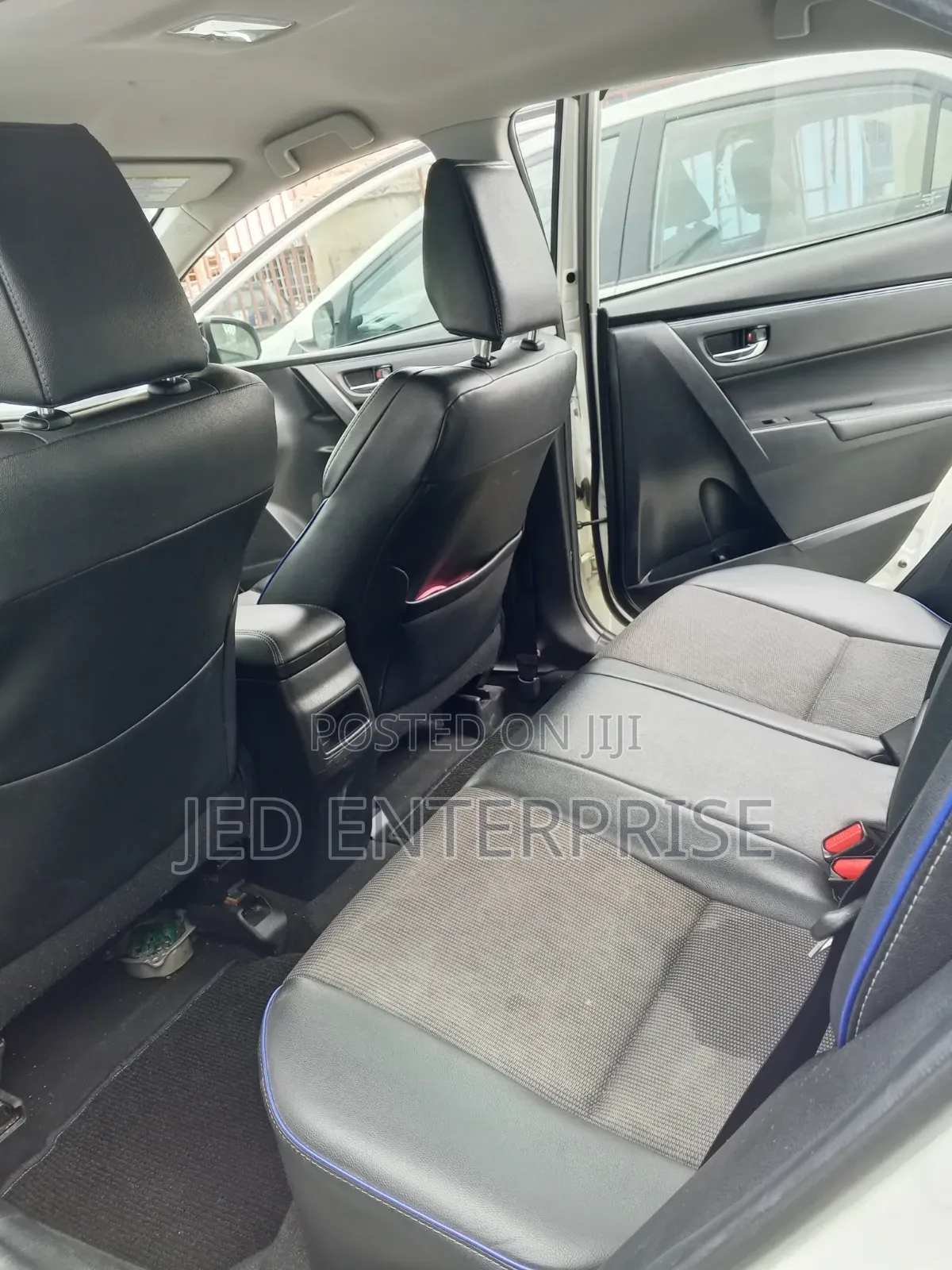 Toyota Corolla 2017 Silver