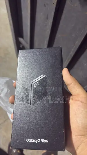 New Samsung Galaxy Z Flip6 256 GB Blue