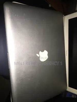 Laptop 4GB Apple M2 SSHD+SSD 140GB