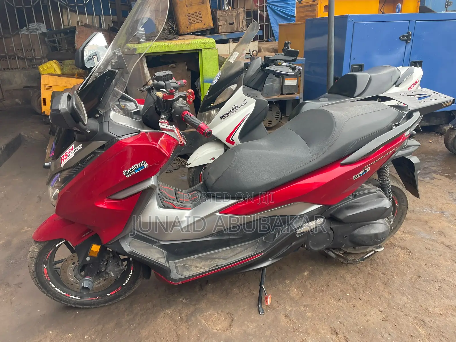 Yamaha 2023 Red