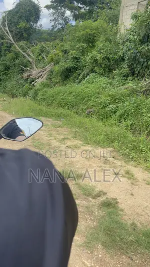 Land Nsawam Road Side for Building Warehouse Needed