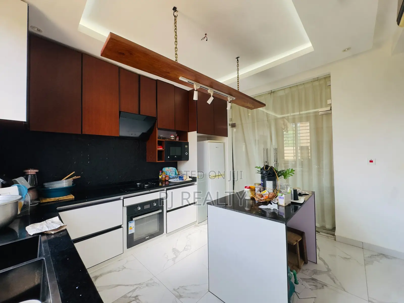 4bdrm House in East Legon for sale