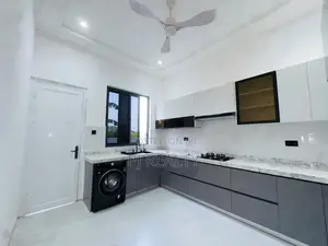 4bdrm House in East Legon for sale