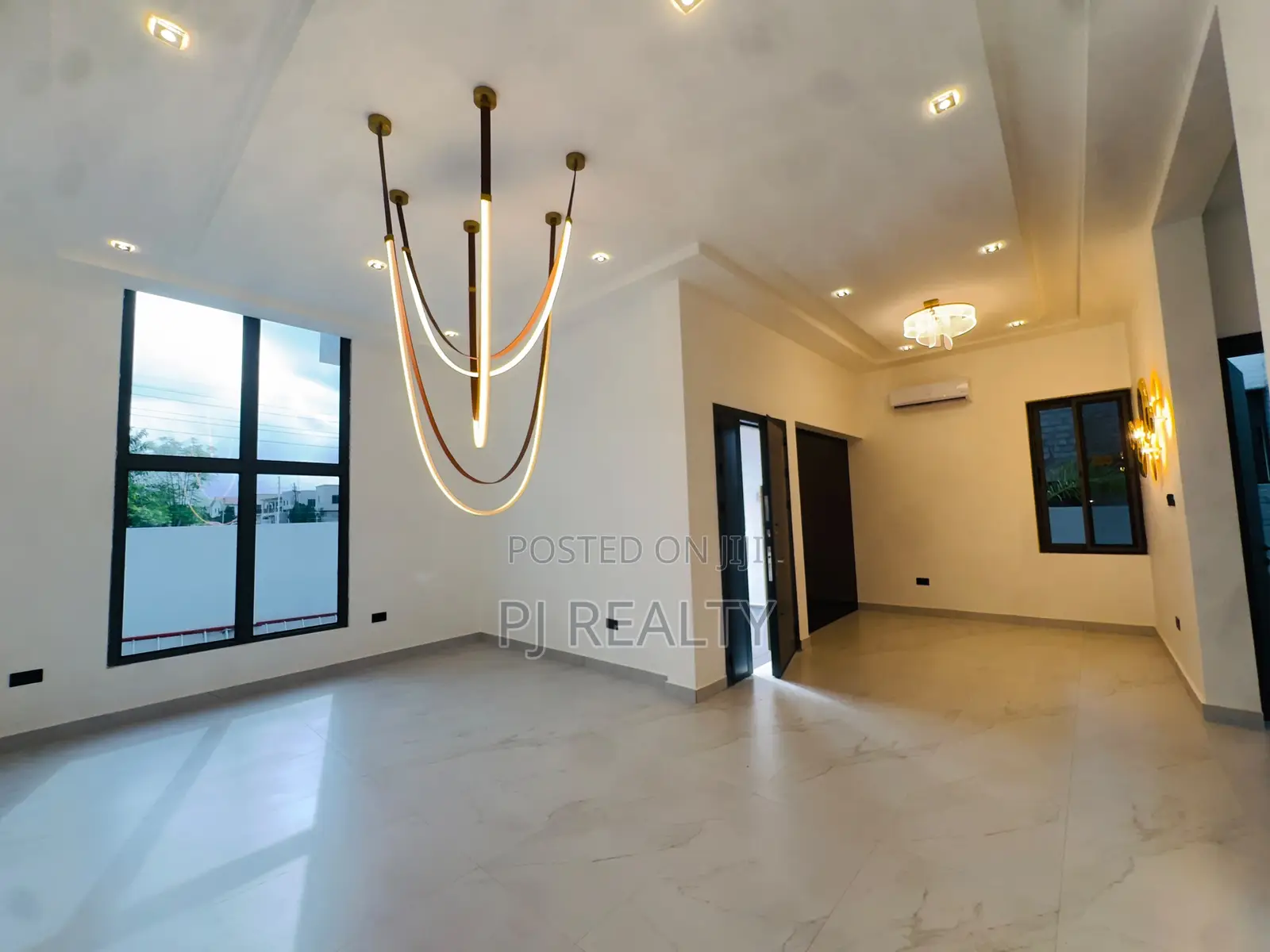 4bdrm House in East Legon for sale