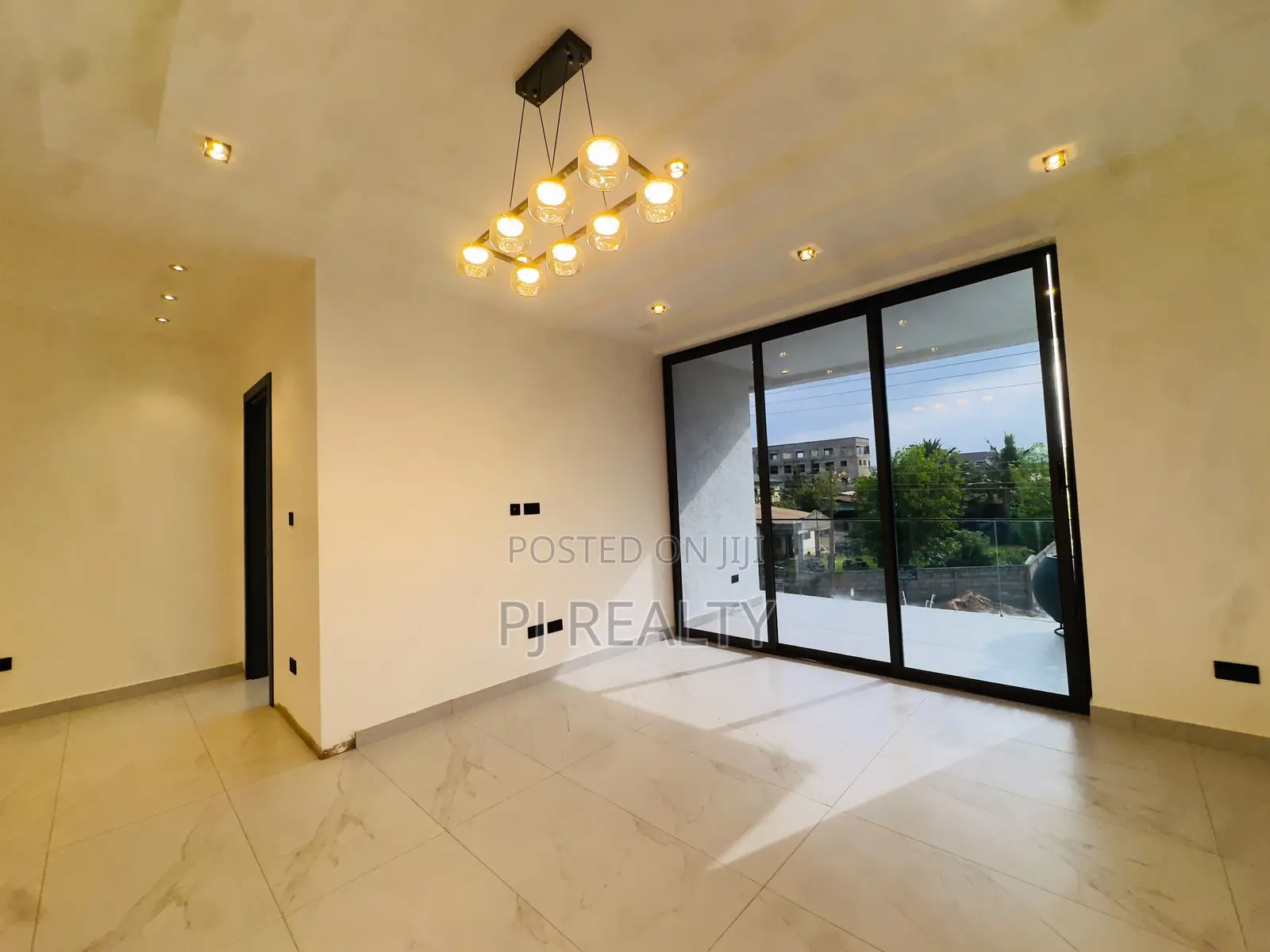 4bdrm House in East Legon for sale