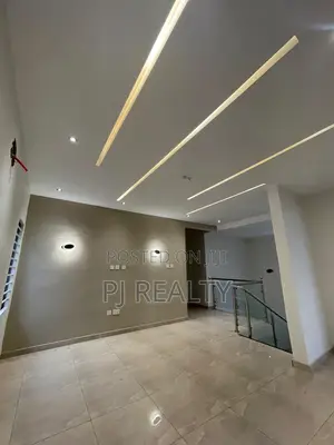 4bdrm House in Lake Side Estate for rent