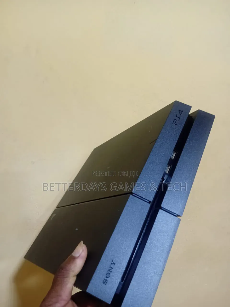 Ps4 Jailbreak Console With Games and Two Controllers
