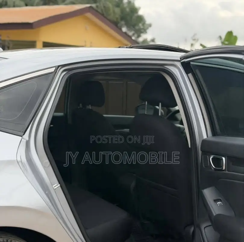 Honda Civic Sport CVT 2024 Silver