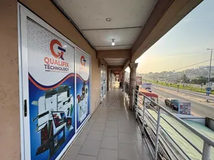 5bdrm Apartment in Survivorestates, Fan Milk for sale