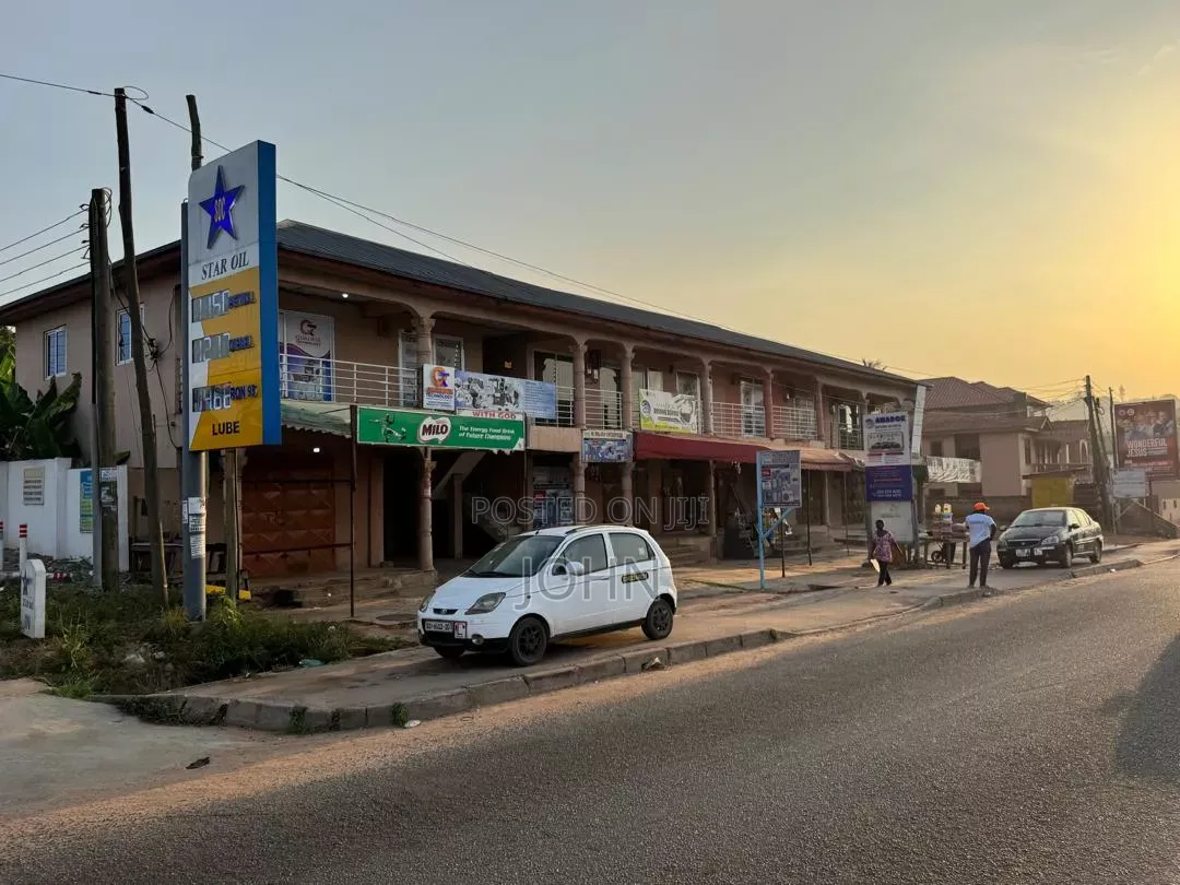 5bdrm Apartment in Survivorestates, Fan Milk for sale
