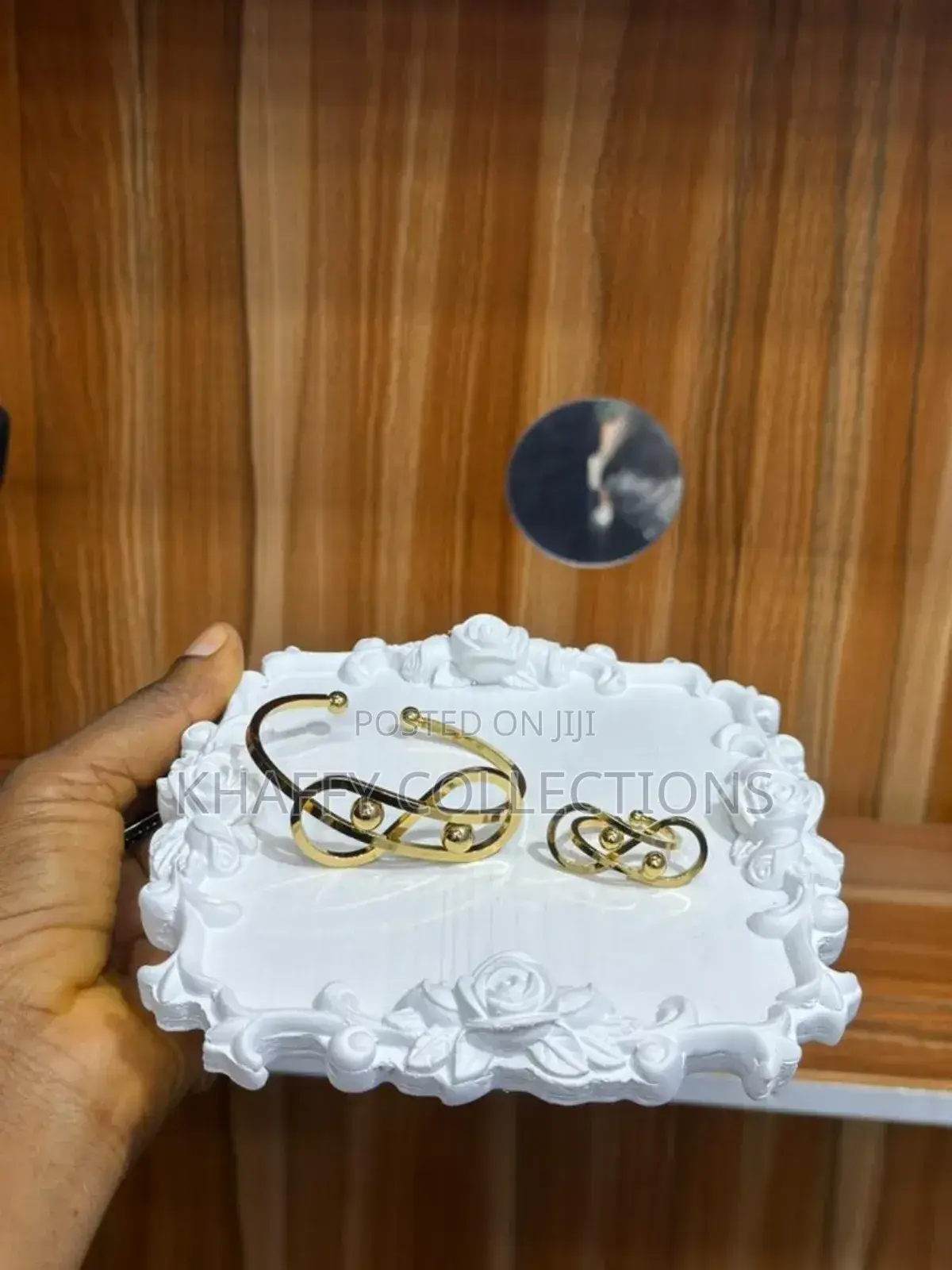 Bracelets ( Bangles)