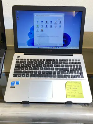 Laptop Asus X555LA 8GB Intel Core i3 SSD 256GB