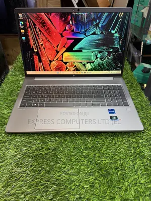 Laptop HP ZBook Power G9 i7 32GB Intel Core i7 SSD 512GB