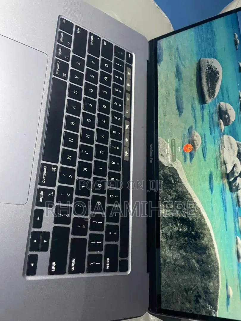 Laptop Apple MacBook 2019 16GB Intel Core i7 SSD 512GB