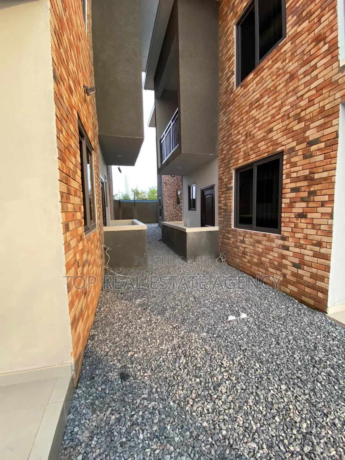 2bdrm Apartment in ,, Odumasi, Pentecost for rent
