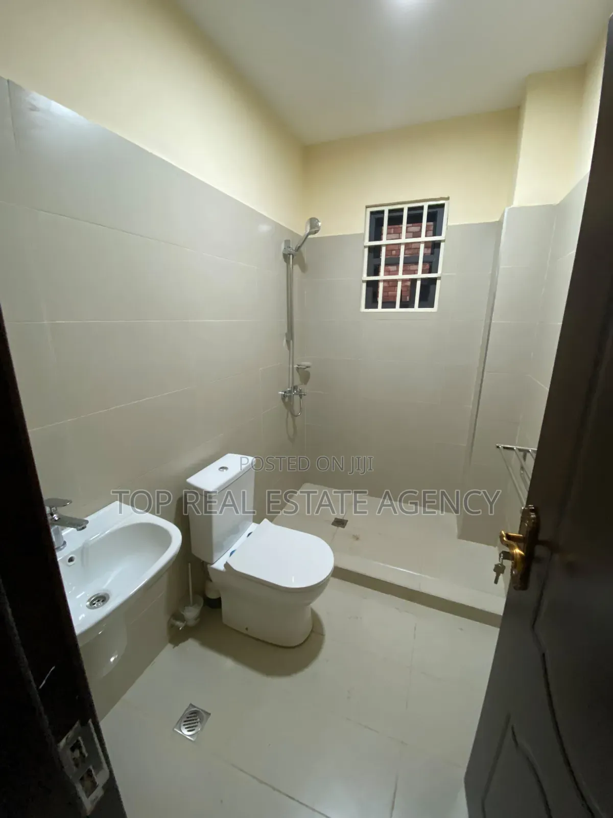2bdrm Apartment in ,, Odumasi, Pentecost for rent