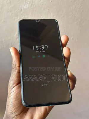 Samsung Galaxy A30 64 GB Black