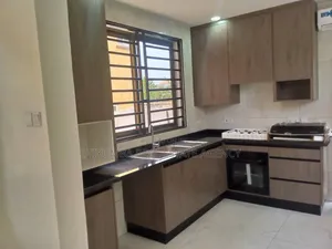 2bdrm House in Tiyumba, Acquinas for rent