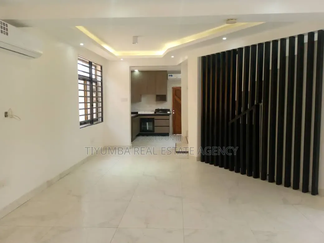 2bdrm House in Tiyumba, Acquinas for rent