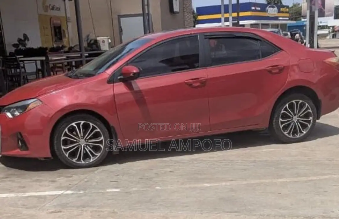 Toyota Corolla S 4dr Sedan (1.8L 4cyl CVT) 2014 Red