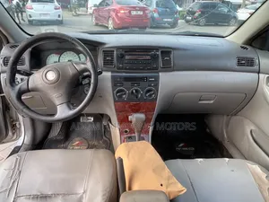 Toyota Corolla 2008 Silver