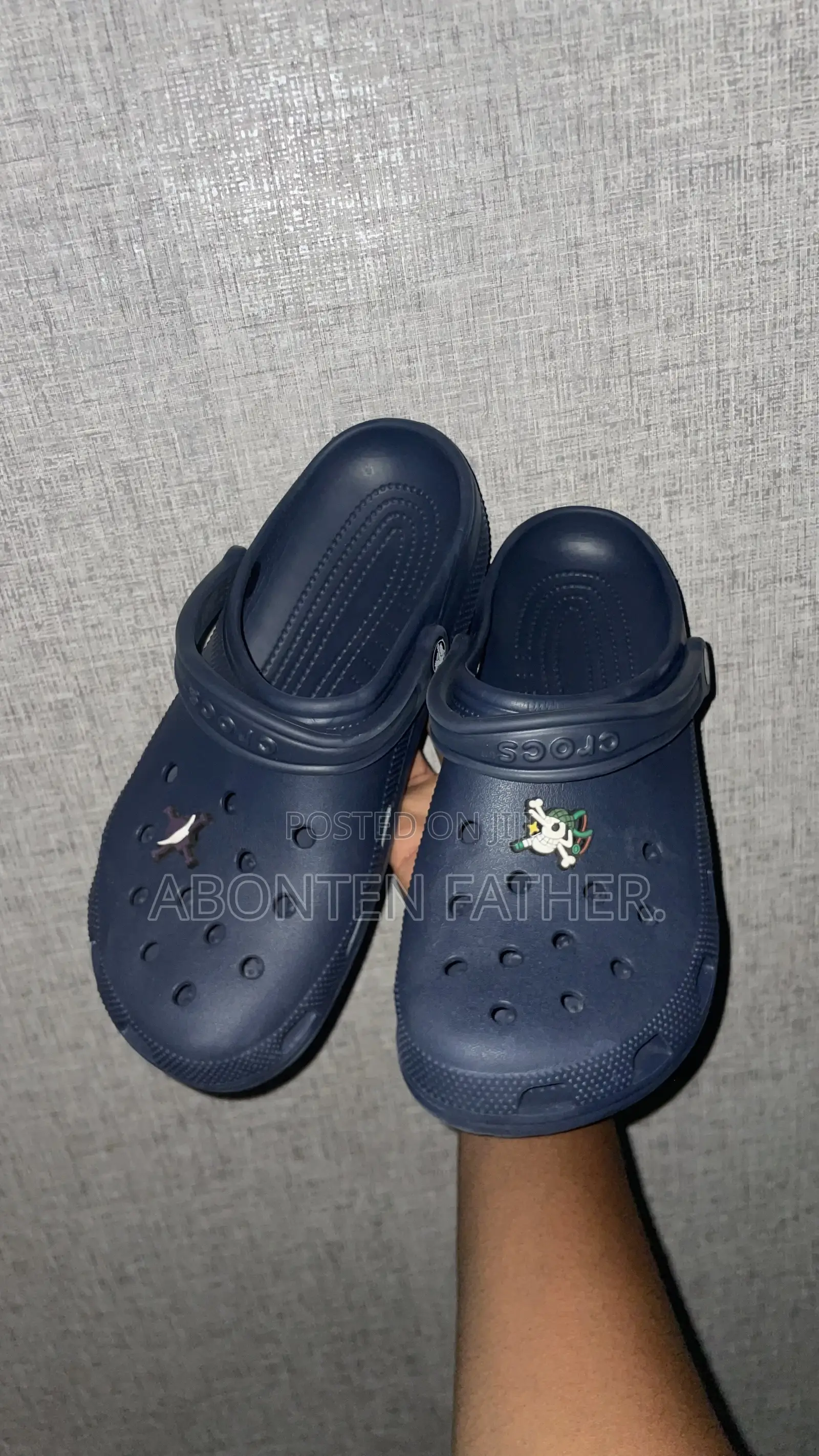 Sweat Crocs