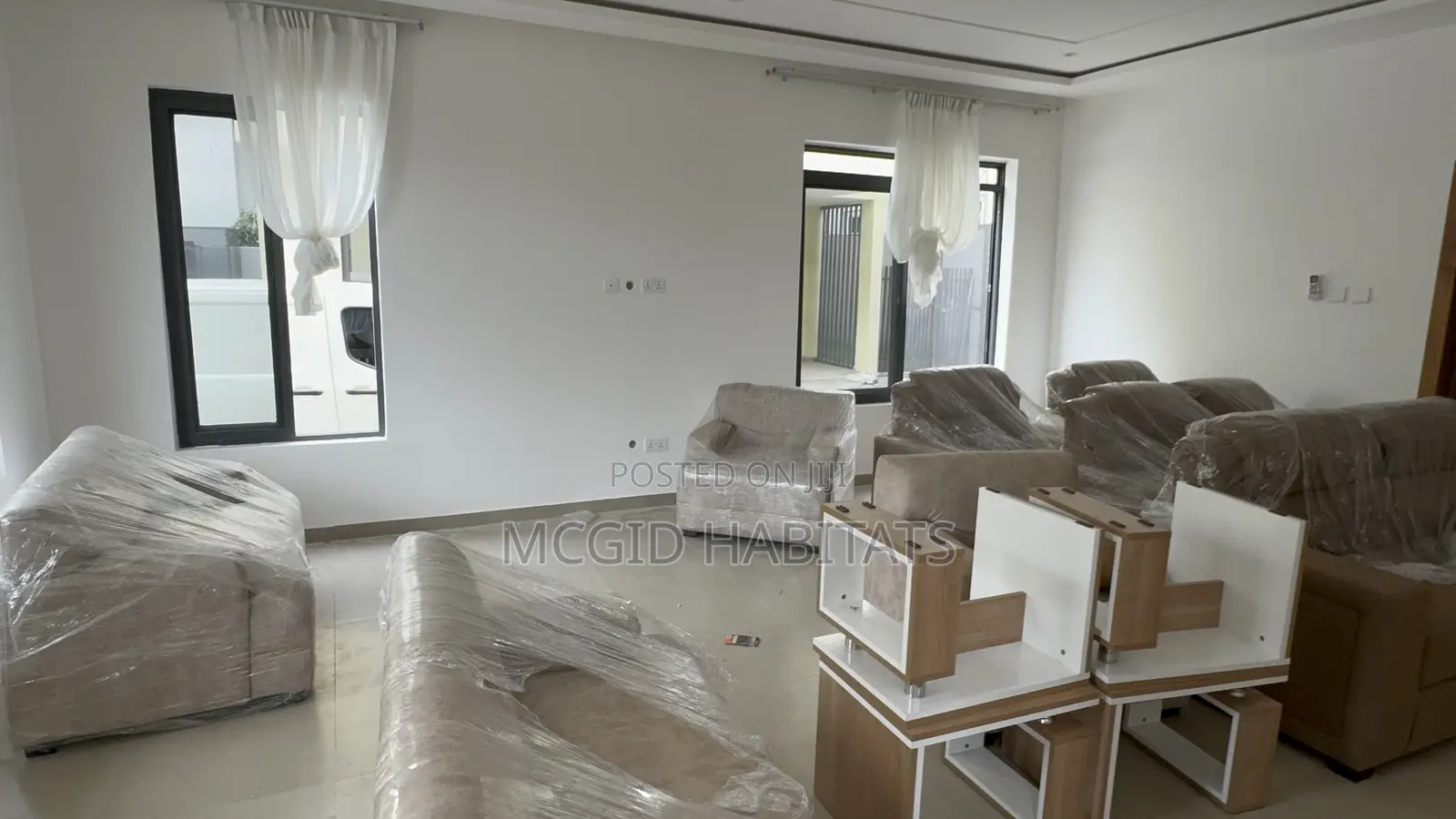 Furnished 4bdrm Townhouse / Terrace in East Legon for rent