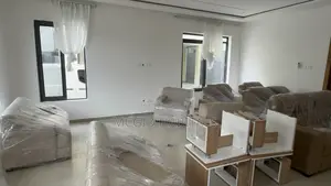 Furnished 4bdrm Townhouse / Terrace in East Legon for rent