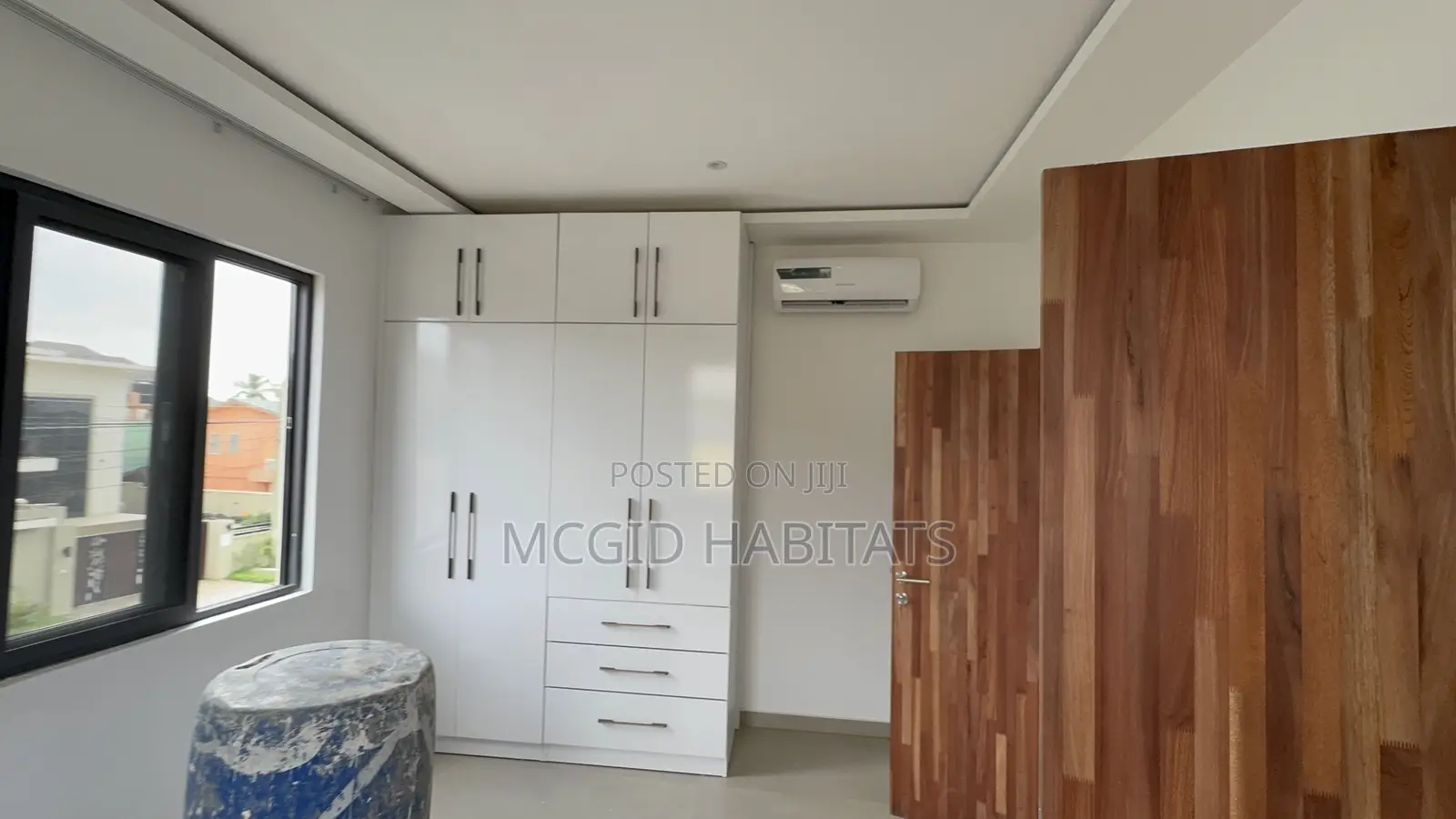 Furnished 4bdrm Townhouse / Terrace in East Legon for rent
