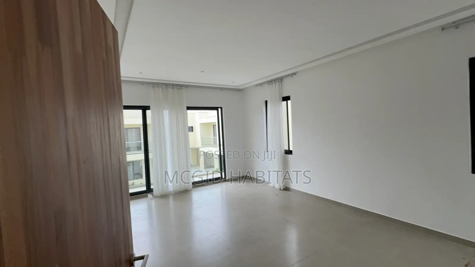 Furnished 4bdrm Townhouse / Terrace in East Legon for rent
