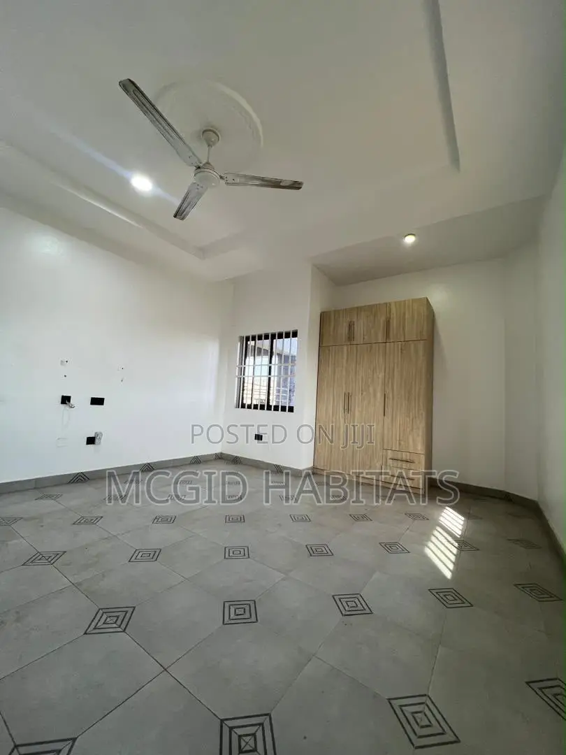 2bdrm Apartment in Ashaley Botwe for rent