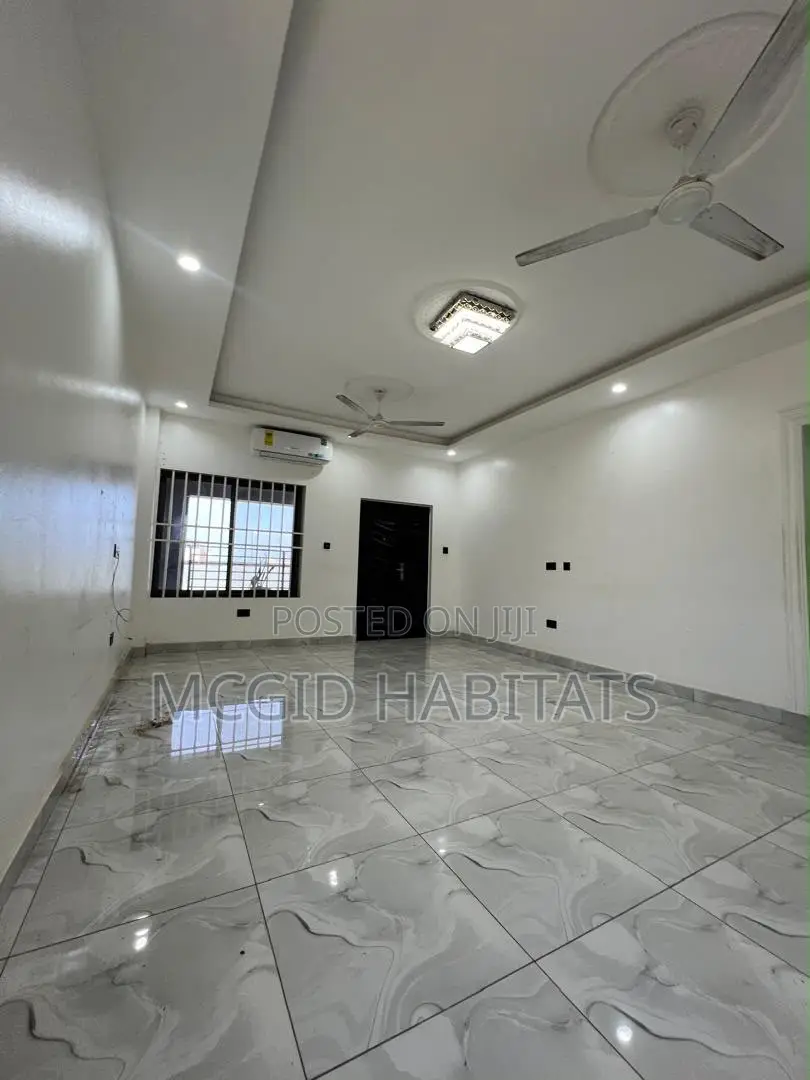 2bdrm Apartment in Ashaley Botwe for rent