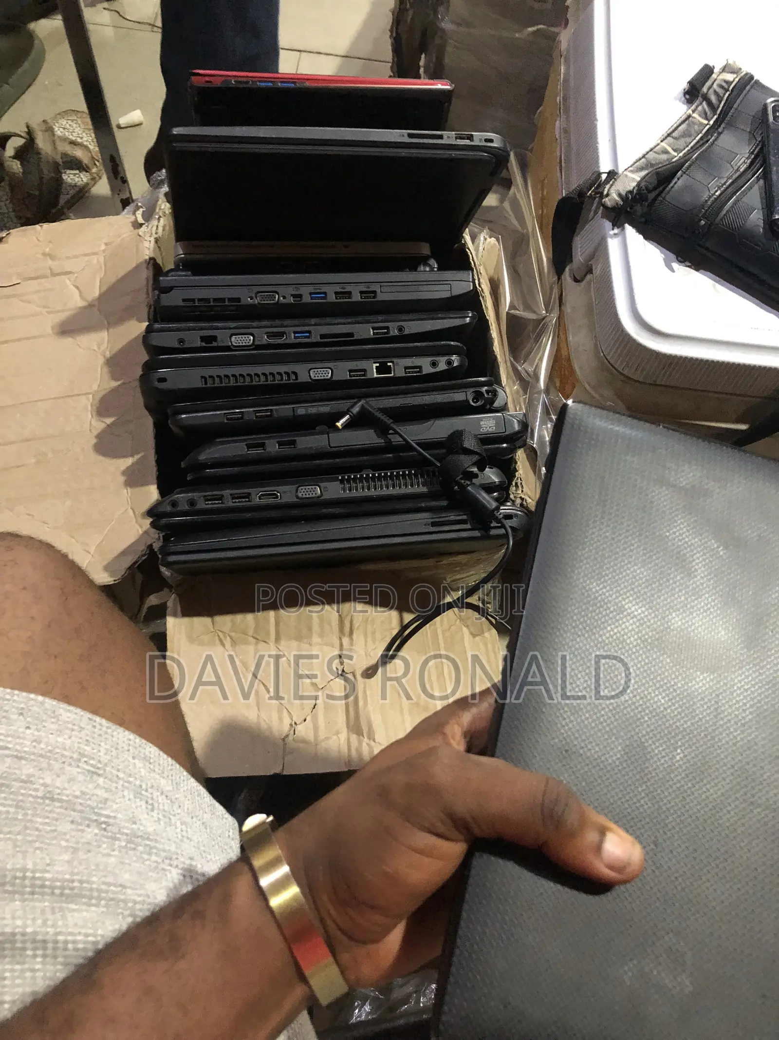 Laptop HP 15 8GB Intel Core i5 HDD+SSD 500GB