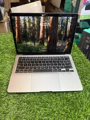 Laptop Apple MacBook Air 2020 8GB Intel Core i3 SSD 256GB