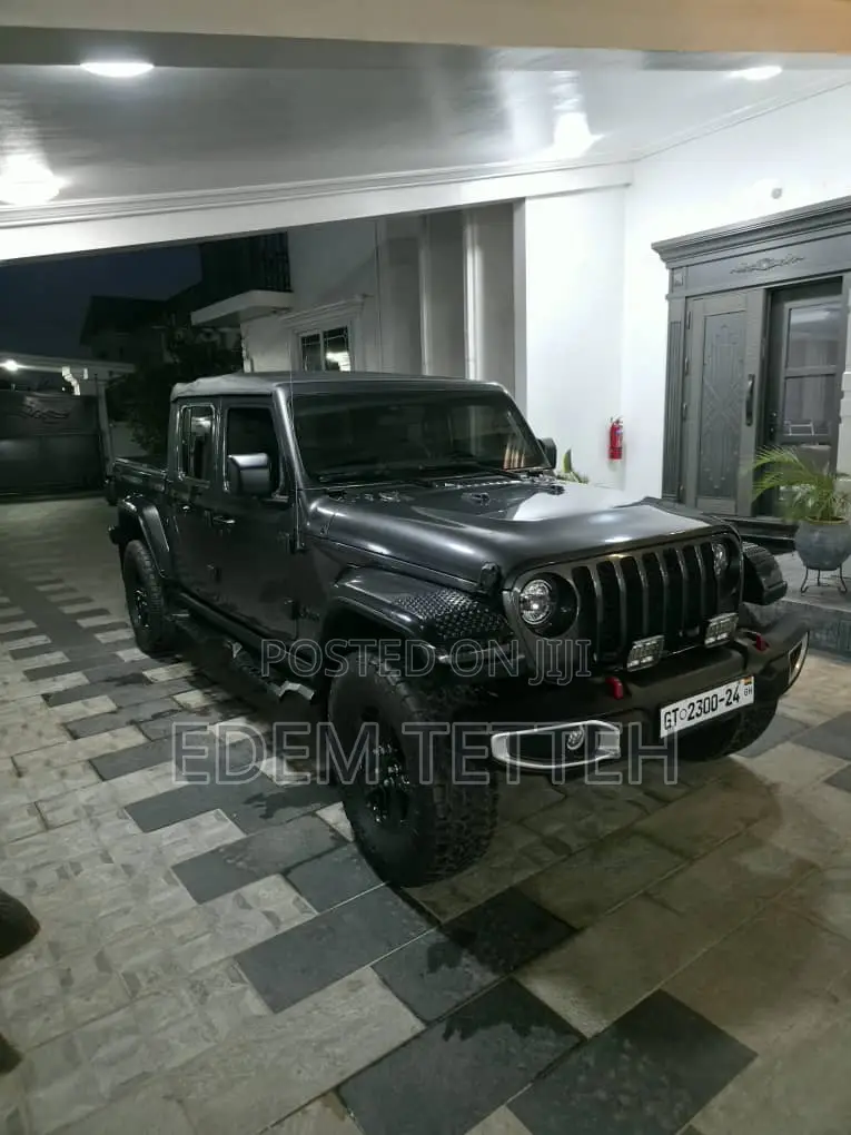 Jeep Gladiator Sport 2021 Gray