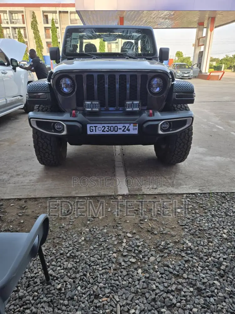 Jeep Gladiator Sport 2021 Gray