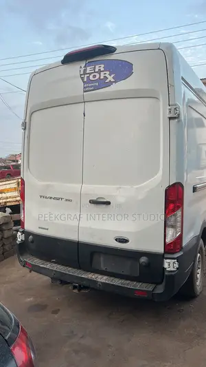 Ford Transit-350 2019 White