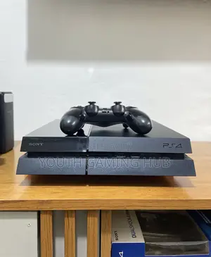 Ps4 Standard With Games ( Jailbreak)